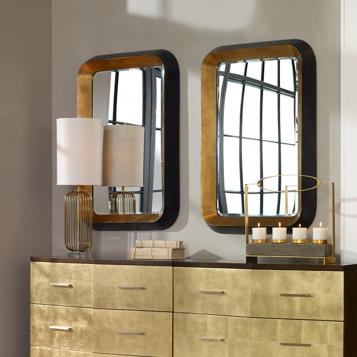 Niva - Metallic Wall Mirror - Gold