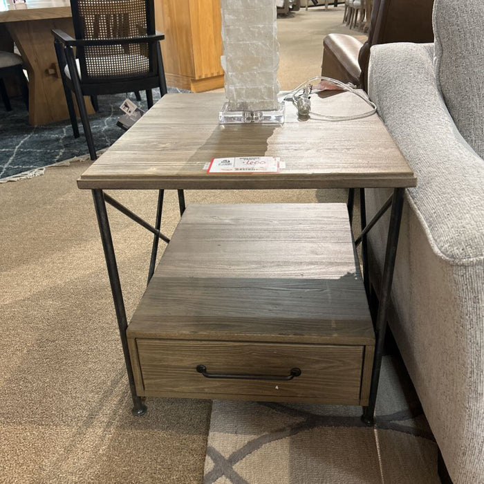 Side Table (944-915)