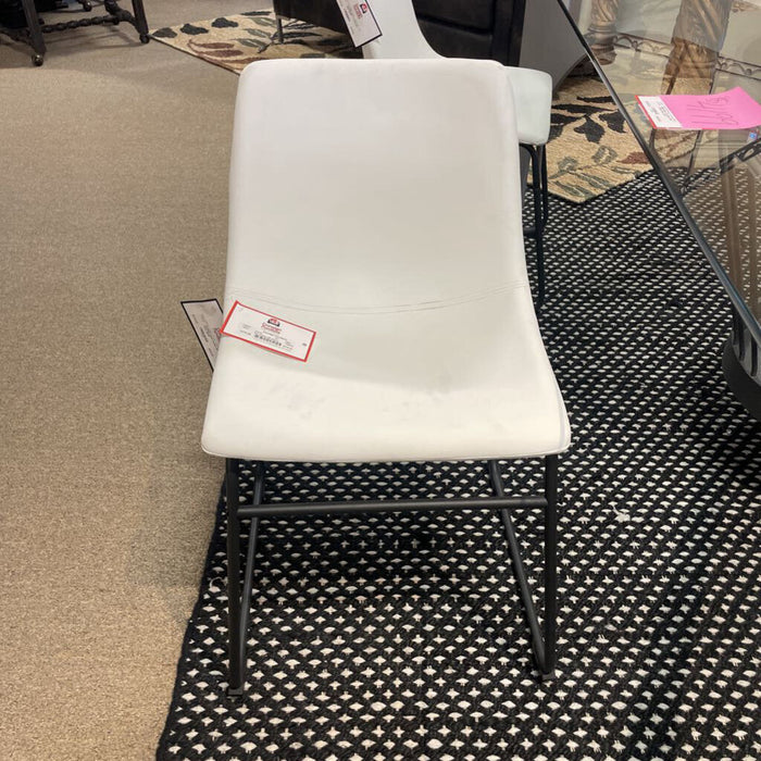 White Centiar DR Chair (BHH)