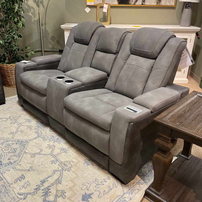 DuraPella Power Reclining Loveseat (BTKH)