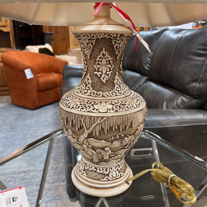 White Oriental Lamp (SH)