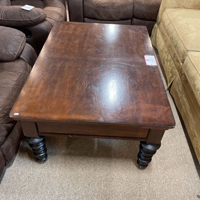 Large DW Coffee Table (BMK)