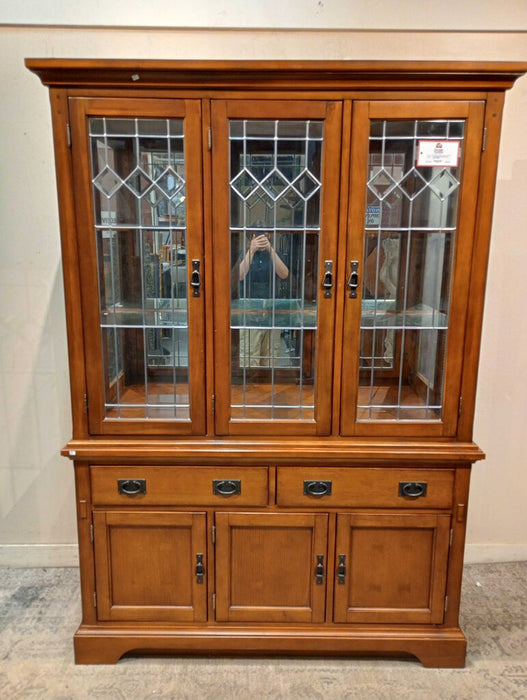 DW 2 PC Hutch (CMH)