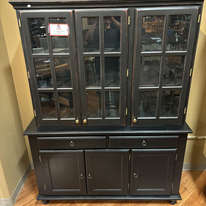 2pc Black Hutch (AKH)