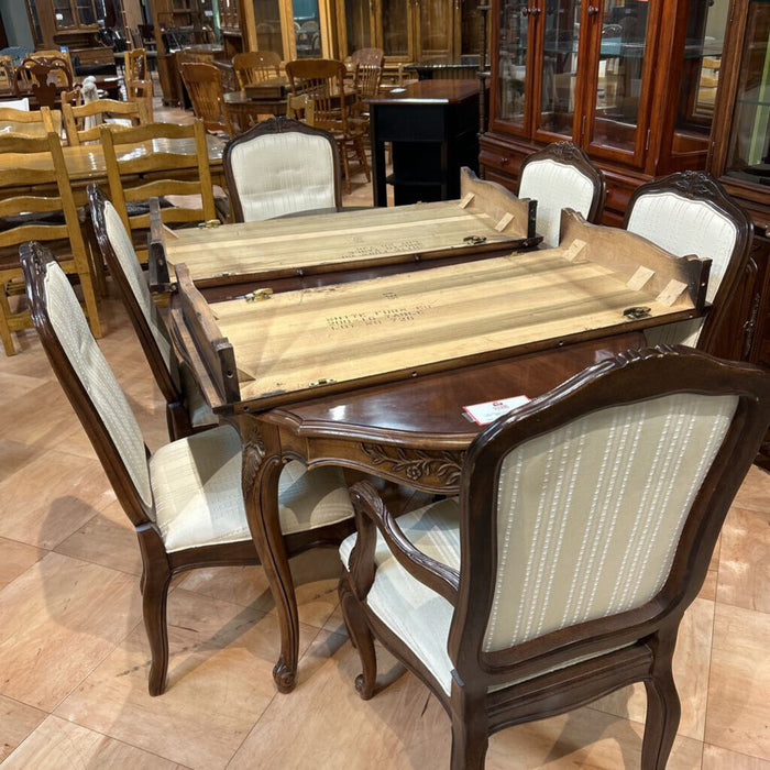 DW DR Table + 6 Fabric Chairs (BBKH)