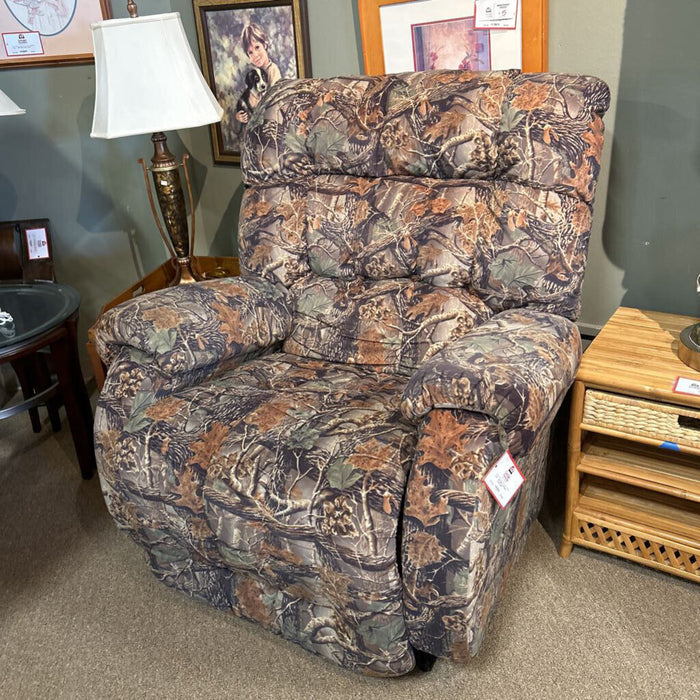 Camo Manual Recliner (CMH)