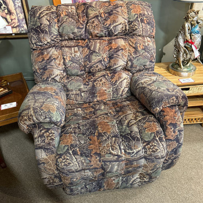 Camo Manual Recliner (CMH)