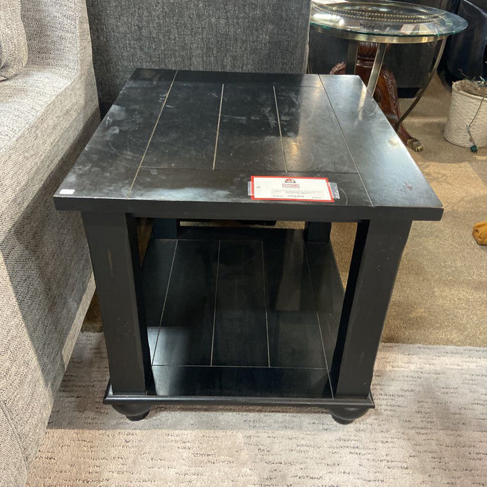 Black 2-Tier End Table