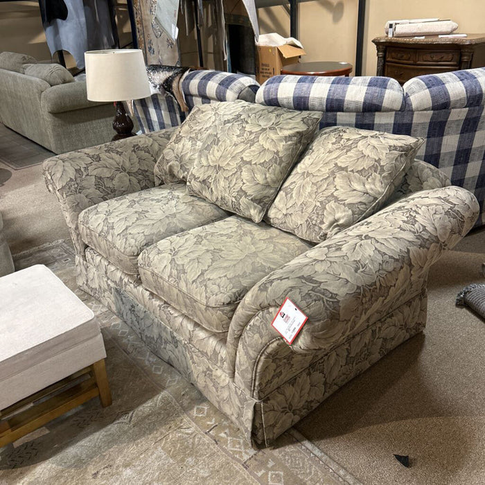 Gray Floral Loveseat (BIH)