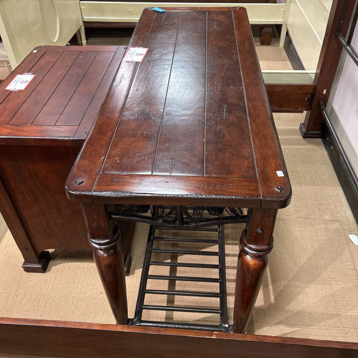 Wood/Metal Pinecone End Table (LTK)