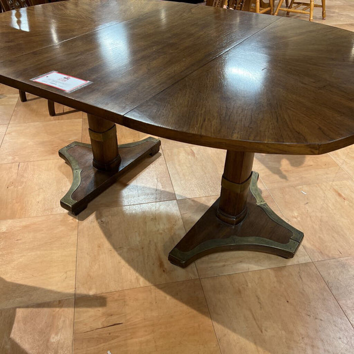 DW Oak DR Table + 4 Chairs