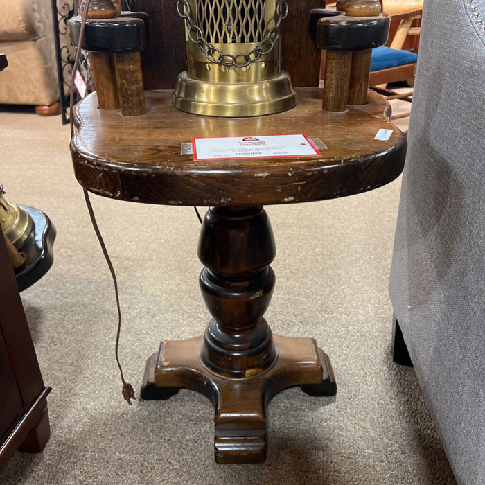 End Table w/ Antique Gold Lamp Attached