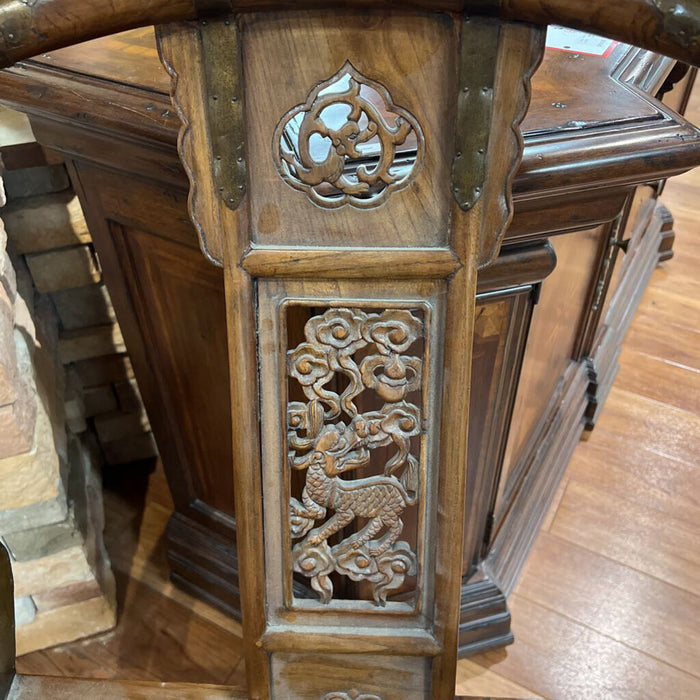 Oriental Fooldable Barstool