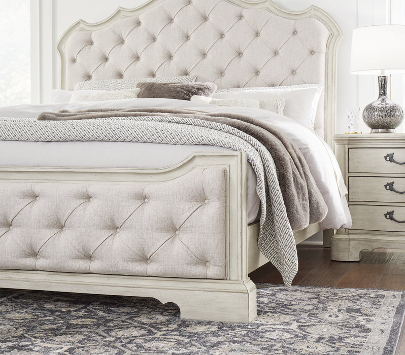 Arlendyne  Upholstered Bed