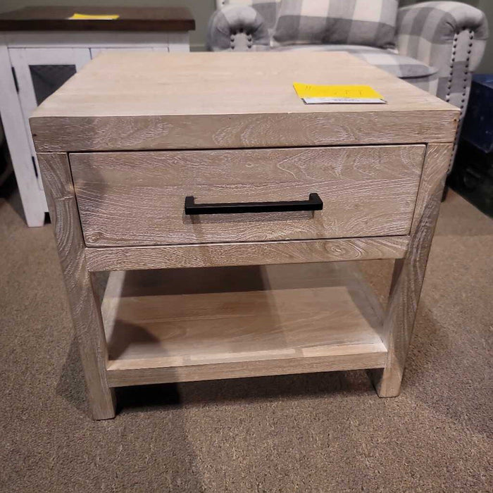 Belenburg End Table